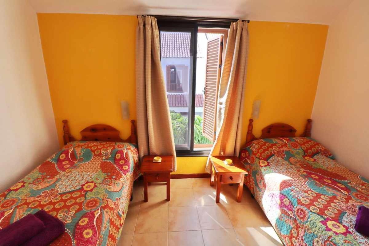 Parque Santiago II 379 Tenerife Rental & Sales Playa de las Americas  Exterior photo